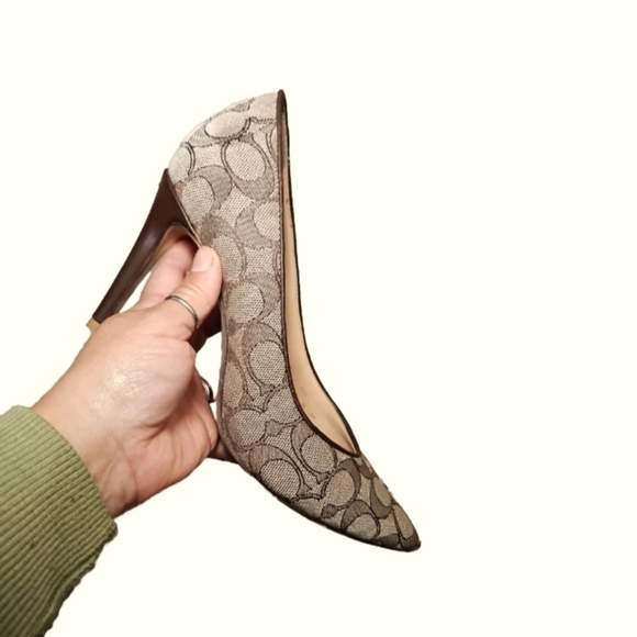 Coach Womens Brown Skyler Pump In Signature Jacquard 8 - Picture 8 of 16